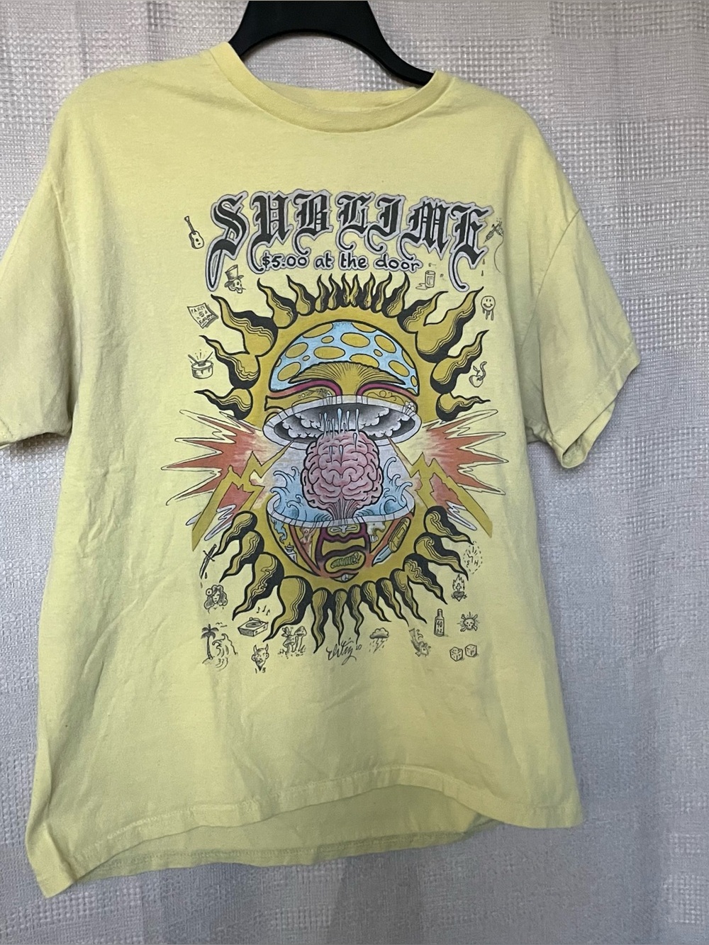 Sublime yellow graphic tee Size M #skater #music
